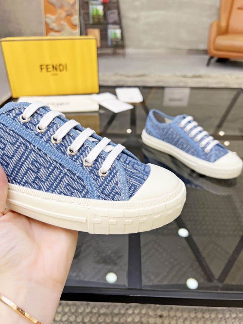 Fendi Low Shoes